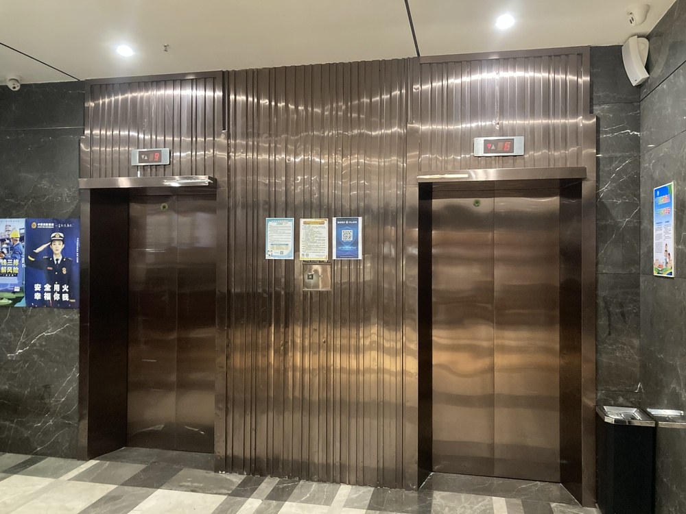 电梯厅1